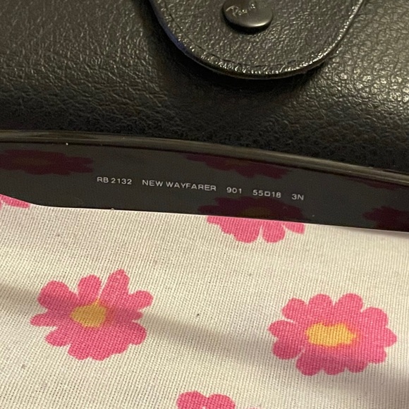 Rayban Sunglasses - Picture 3 of 3